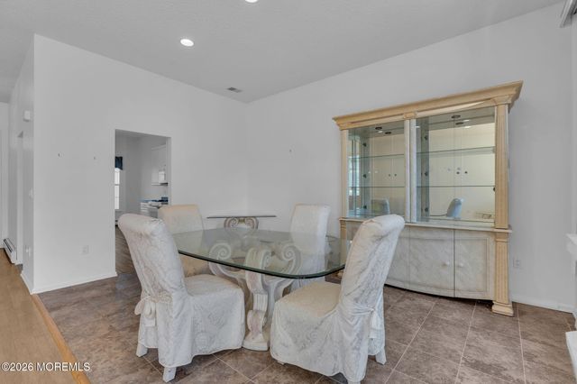 12 Bellflower Drive, Lakewood, NJ 08701