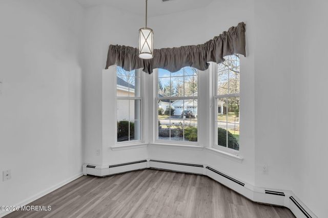 12 Bellflower Drive, Lakewood, NJ 08701