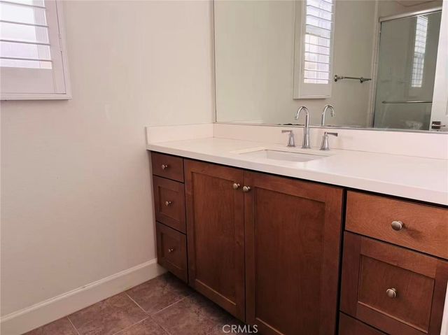 59 Belfast, Irvine, CA 92620