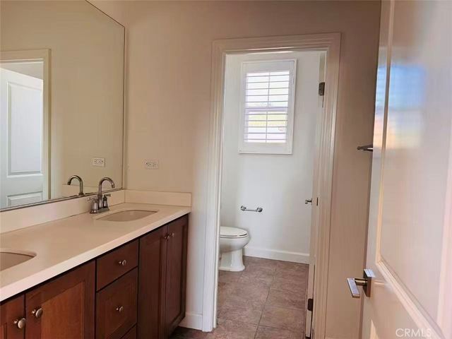 59 Belfast, Irvine, CA 92620