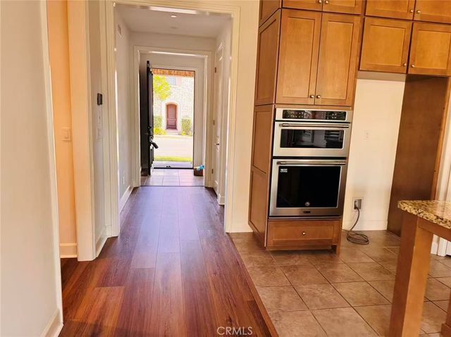 59 Belfast, Irvine, CA 92620