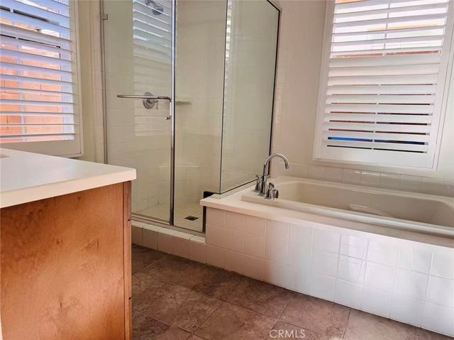 59 Belfast, Irvine, CA 92620