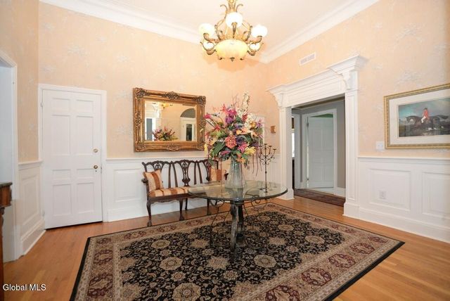 14 Talford Place UNIT 2, Saratoga Springs, NY 12866
