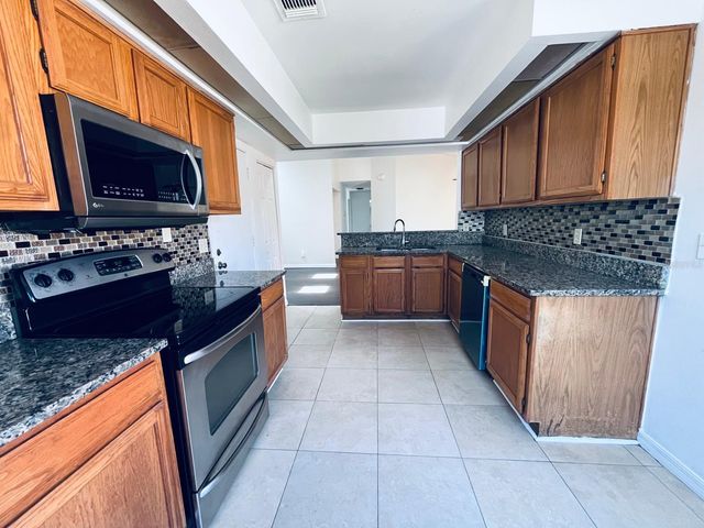 105 COBBLESTONE WAY, Sanford, FL 32771