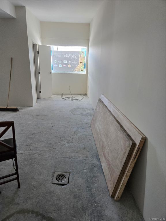 855 Yonkers Avenue, Yonkers, NY 10704 — photo 3