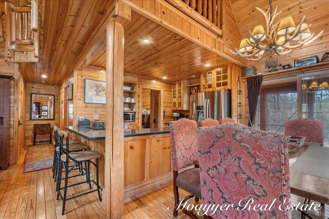 6459 Lilypad Lane, Saugatuck, MI 49453