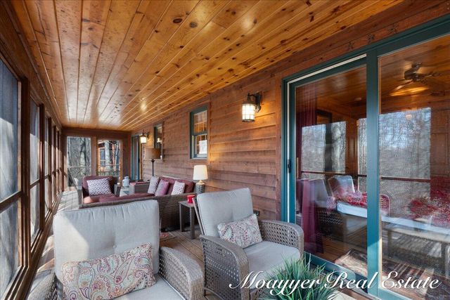 6459 Lilypad Lane, Saugatuck, MI 49453