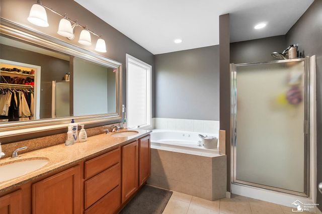 217 Potterstone Drive, Dundee, MI 48131