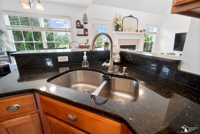 217 Potterstone Drive, Dundee, MI 48131