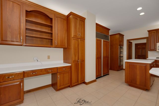 542 W Rosiland Drive, Palatine, IL 60074