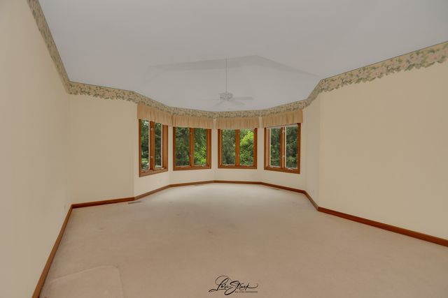 542 W Rosiland Drive, Palatine, IL 60074