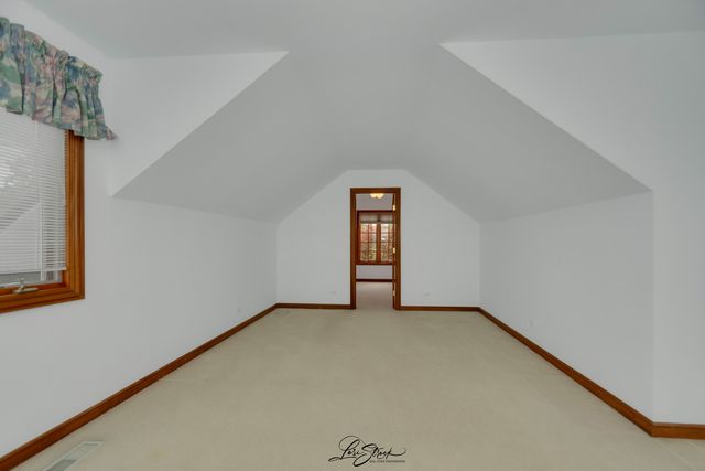 542 W Rosiland Drive, Palatine, IL 60074