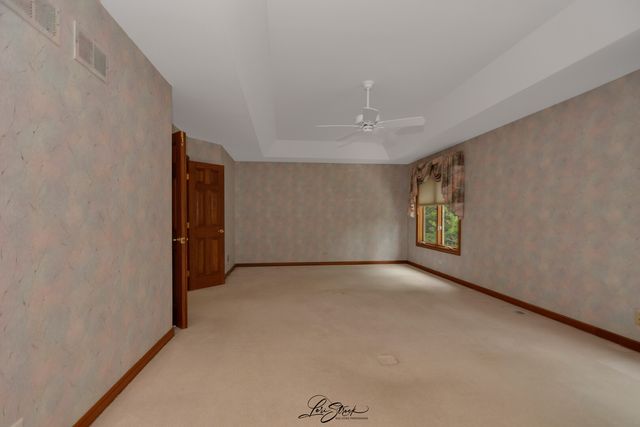 542 W Rosiland Drive, Palatine, IL 60074
