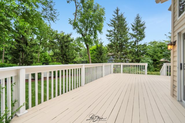542 W Rosiland Drive, Palatine, IL 60074