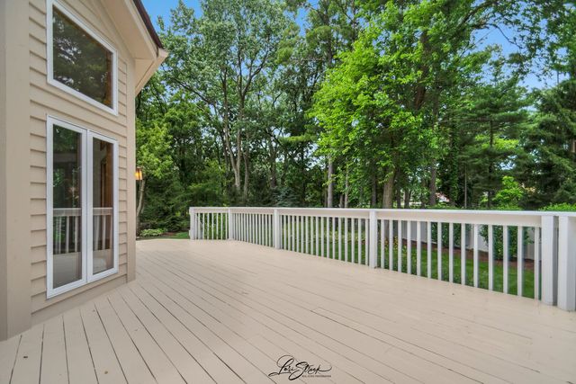 542 W Rosiland Drive, Palatine, IL 60074