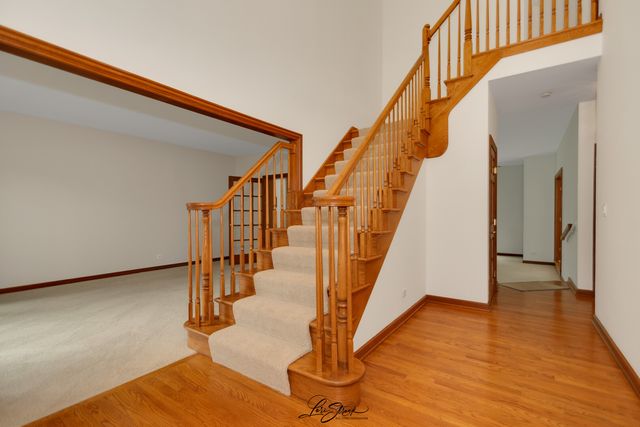 542 W Rosiland Drive, Palatine, IL 60074