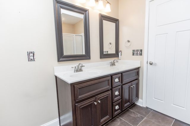8020 Dave Way, Smyrna, TN 37167