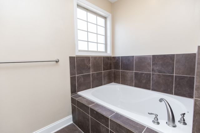 8020 Dave Way, Smyrna, TN 37167