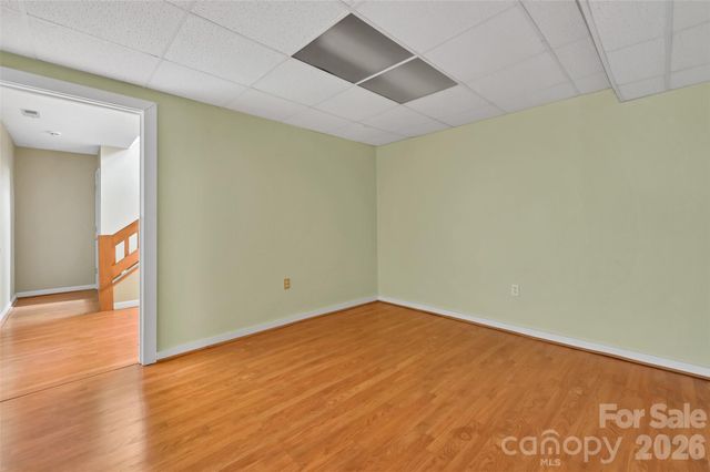 300 Ethan Pond Way, Hendersonville, NC 28791