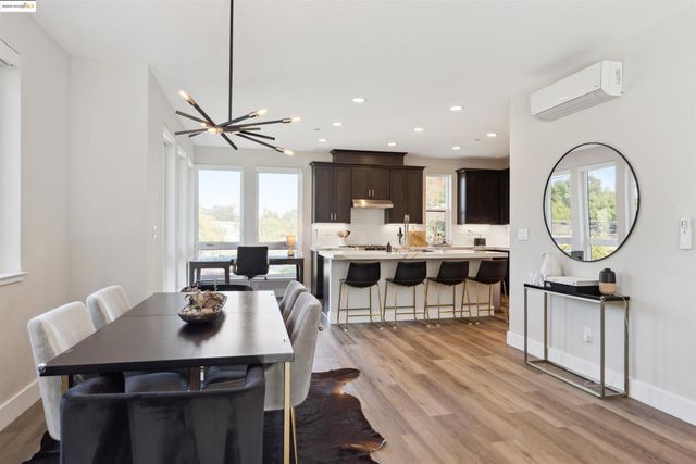 2640 Jones Rd A, Walnut Creek, CA 94597