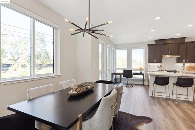 2640 Jones Rd A, Walnut Creek, CA 94597