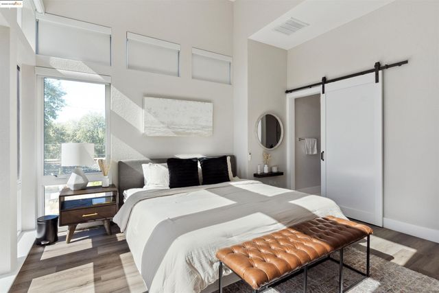 2640 Jones Rd A, Walnut Creek, CA 94597