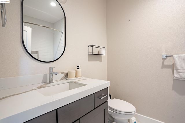 2640 Jones Rd A, Walnut Creek, CA 94597