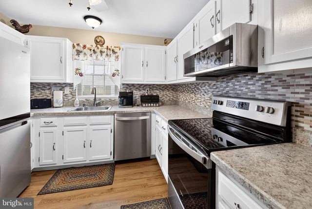 57 KINGSTON WAY, Southampton, NJ 08088