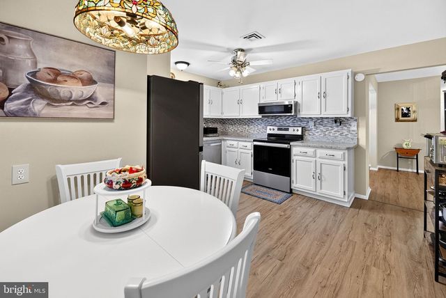 57 KINGSTON WAY, Southampton, NJ 08088