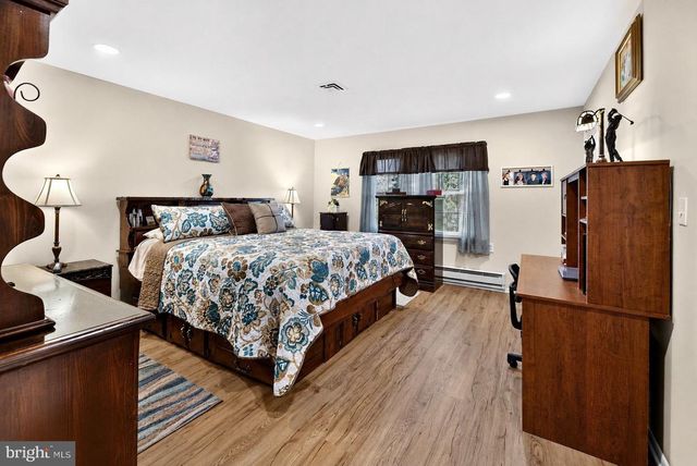 57 KINGSTON WAY, Southampton, NJ 08088