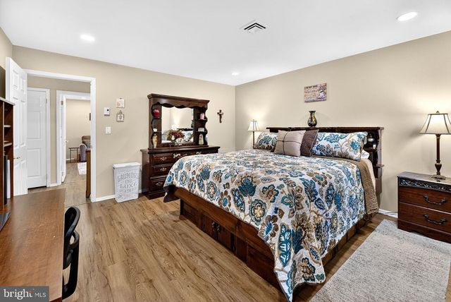 57 KINGSTON WAY, Southampton, NJ 08088