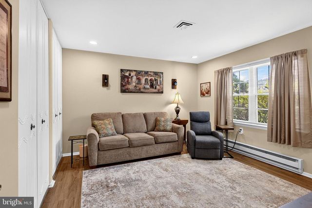 57 KINGSTON WAY, Southampton, NJ 08088