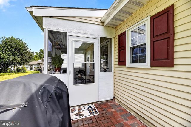 57 KINGSTON WAY, Southampton, NJ 08088