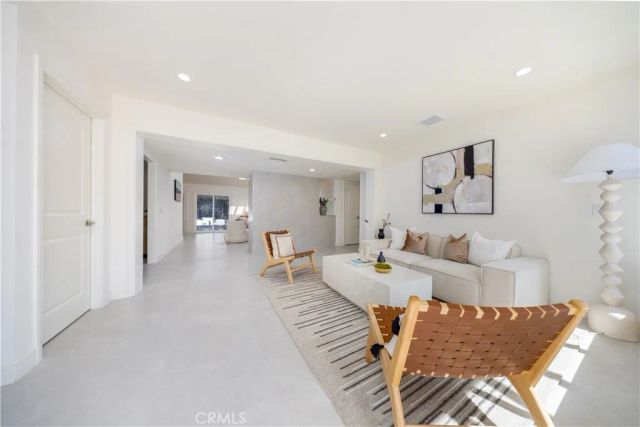 19421 Sierra Lago, Irvine, CA 92603
