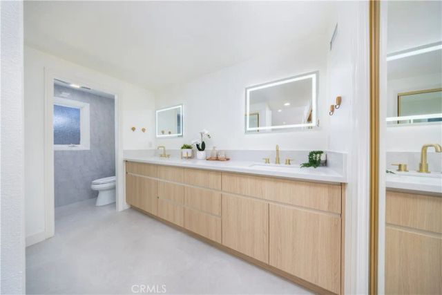 19421 Sierra Lago, Irvine, CA 92603