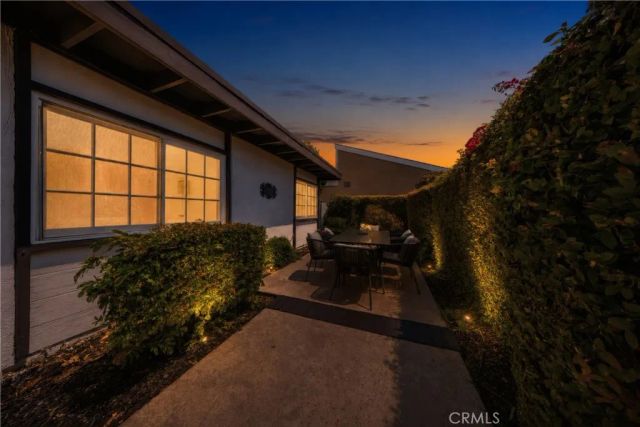 19421 Sierra Lago, Irvine, CA 92603