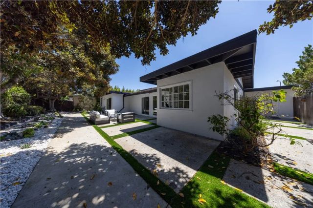 19421 Sierra Lago, Irvine, CA 92603