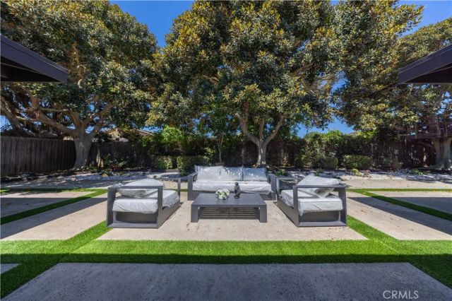 19421 Sierra Lago, Irvine, CA 92603