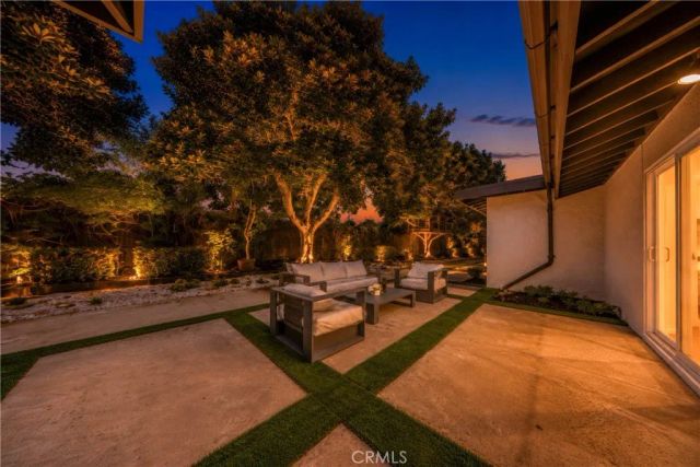19421 Sierra Lago, Irvine, CA 92603