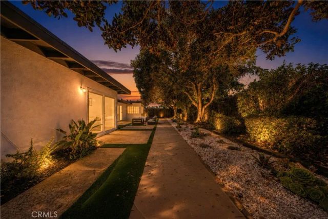 19421 Sierra Lago, Irvine, CA 92603