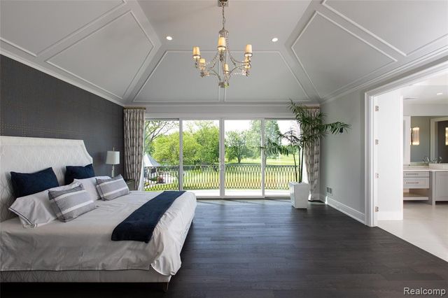 556 Barrington Court, Bloomfield Hills, MI 48304