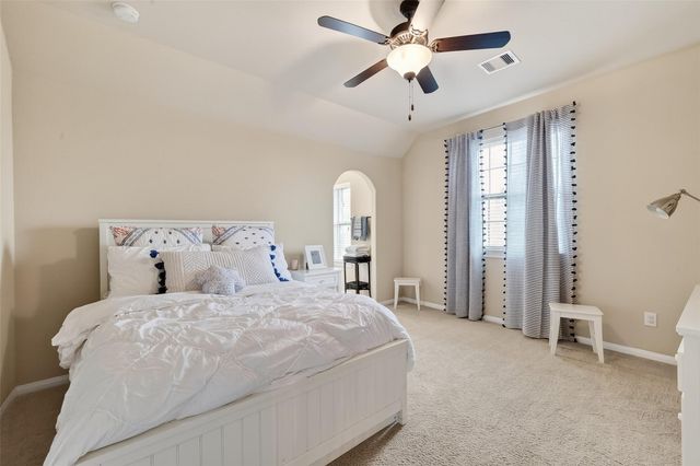 10 Cayuga Pond Court, Spring, TX 77389