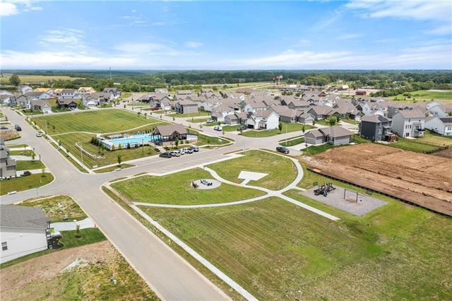 27116 E Sycamore Street, Lee's Summit, MO 64086