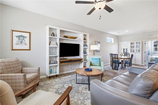 27116 E Sycamore Street, Lee's Summit, MO 64086