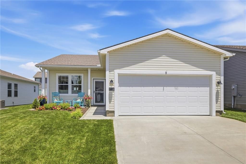 27116 E Sycamore Street, Lee's Summit, MO 64086