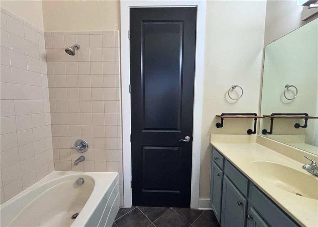 Image 10 of property listing at 1195 Milton SE Terrace 2301, Atlanta, GA 30315