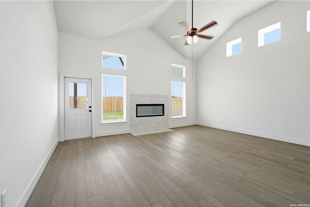 146 Richard Drive, Castroville, TX 78009