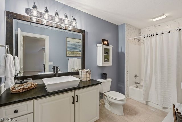 7312 Stockwood Drive, Solon, OH 44139