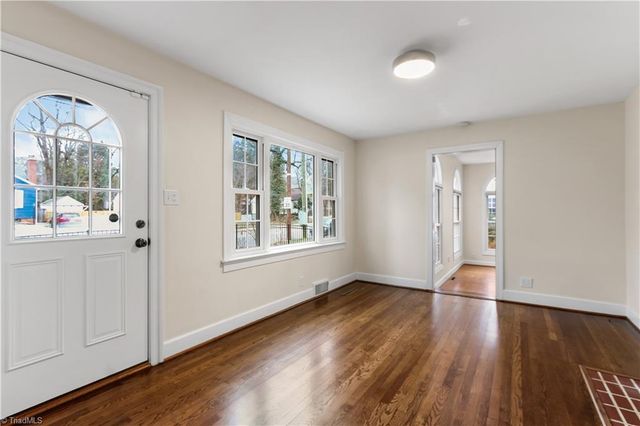 1130 Ebert Street, Winston-salem, NC 27103