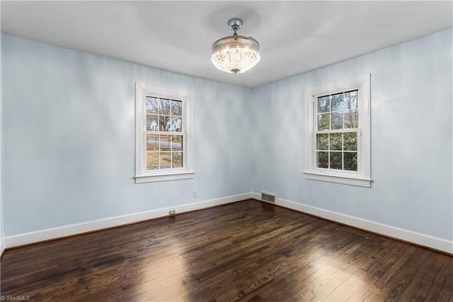 1130 Ebert Street, Winston-salem, NC 27103